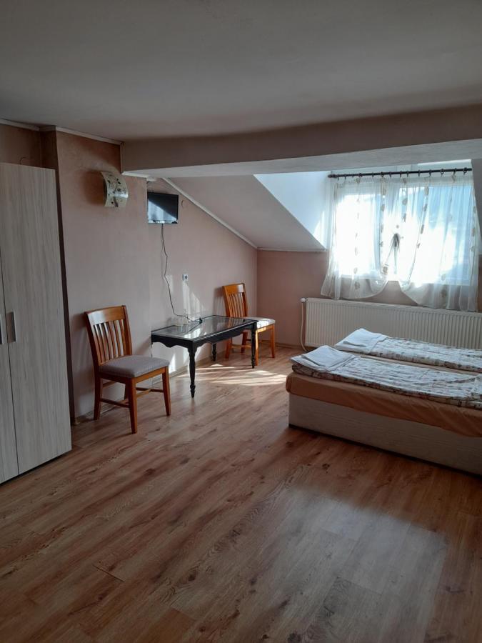 Yana Guest House Dobriniszte Zewnętrze zdjęcie